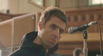 Liam Gallagher em videoclipe de "For What It's Worth" - Reprodução/Vídeo