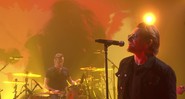Bono com o U2 em performance no programa <i>The Tonight Show</i>, de Jimmy Fallon - Reprodução/Vídeo