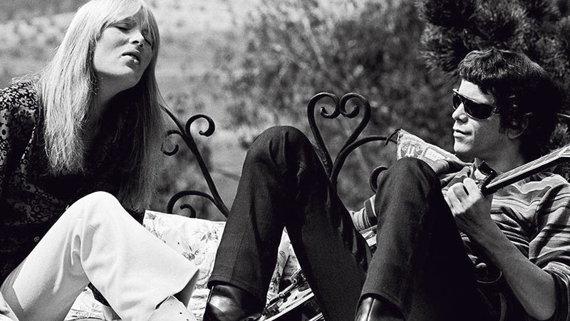 <b>Relato Imperdível</b><br>
Lou Reed e a cantora Nico em 1967, nos tempos do Velvet Underground. O novo livro relata como era a dinâmica da dupla na banda. 
 - Lisa Law Productions