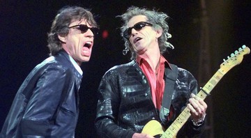 Imagem Mick Jagger e Ron Wood celebram aniversário de 77 anos de Keith Richards