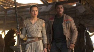 Rey (Daisy Ridley) e Finn (John Boyega) em Star Wars (Foto: Reprodução)