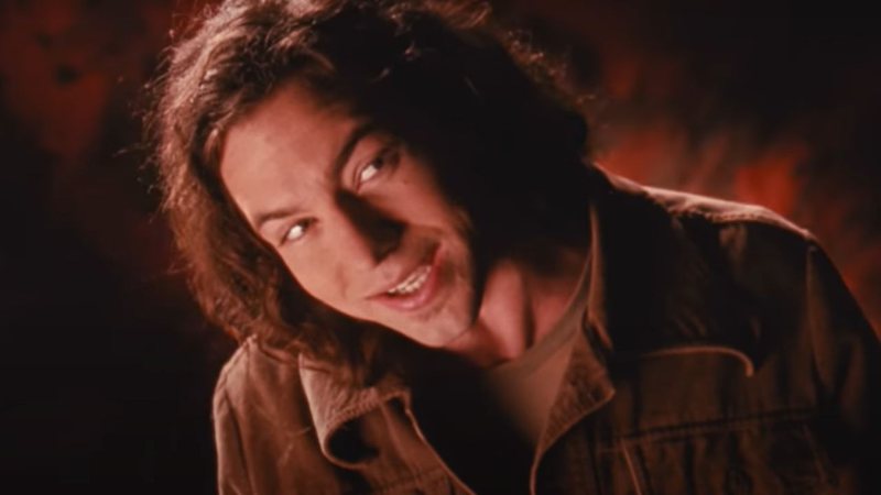 Eddie Vedder no clipe de "Jeremy' (Foto: Reprodução/Youtube)