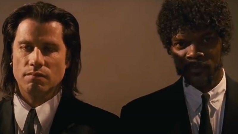 John Travolta e Samuel L. Jackson em Pulp Fiction (Foto: Reprodução/Youtube)