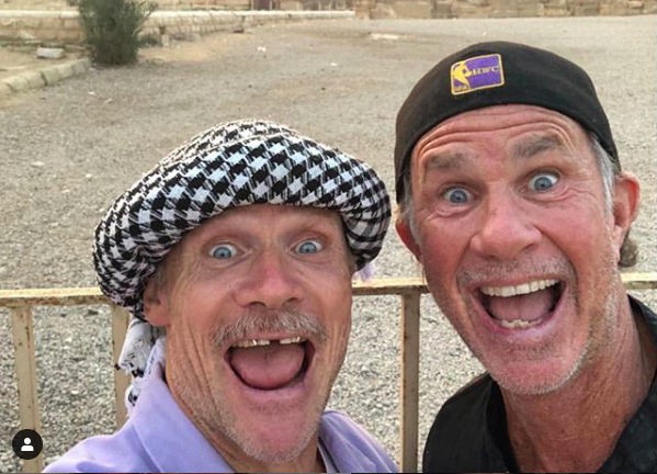 Flea e Chad Smith, do Red Hot Chili Peppers (Foto: Instagram / Reprodução)