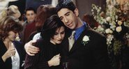 Monica e Ross em Friends (Foto: Reprodução)