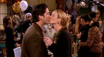 Ross e Phoebe (Foto: Reprodução)