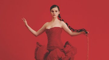 Selena Gomez em Revelación (Foto: Reprodução / Divulgação)