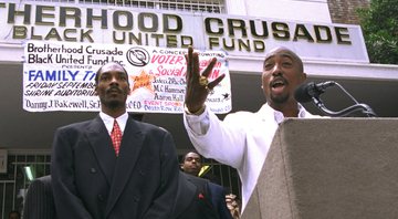 Snoop Dogg e Tupac (Foto:AP Photo/Frank Wiese)