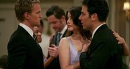 Barney, Robin e Ted em cena de How I Met Your Mother (Foto: Reprodução)