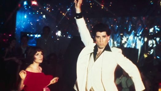 John Travolta em Embalos de Sábado à Noite (Foto: reprodução)