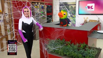 Ana Maria Braga como Spider-Gwen para promover Homem-Aranha: Através do Aranhaverso (Foto: Reprodução/TV Globo)