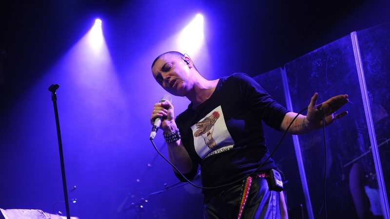 Sinéad O'Connor em show em Nova York (Foto: Jason Kempin/Getty Images)