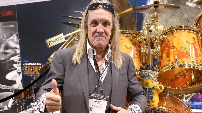 Nicko McBrain tem 71 anos (Foto: Jesse Grant/Getty Images Getty Images for NAMM)