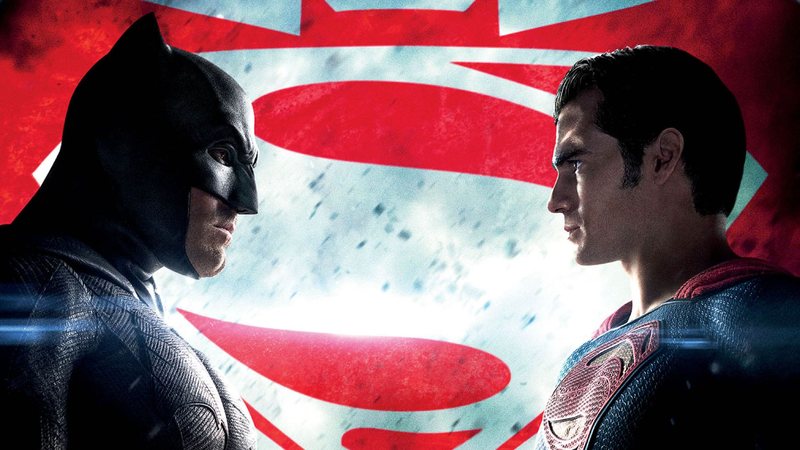 Ben Affleck e Henry Cavill em pôster de Batman vs Superman: A Origem da Justiça (Foto: Divulgação)