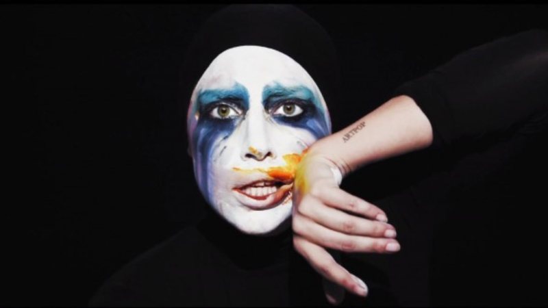 Lady Gaga no clipe de 'Applause' (Foto: Reprodução/YouTube)