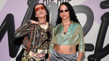 Tasha (esq.) e Tracie Okereke (dir.) no 2023 BET Hip Hop Awards (Foto: Marcus Ingram/Getty Images)