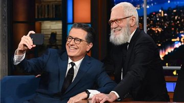 Stephen Colbert e David Letterman (Reprodução/CBS)