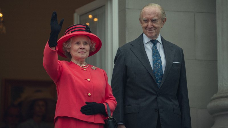 Família real está em crise no trailer dos episódios finais de The Crown (Foto: Divulgação/Netflix)