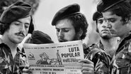 Mostra inédita “50 anos da Revolução dos cravos em Portugal”, de Sebastião Salgado | Portugal (1975) | Crédito: © Sebastião Salgado