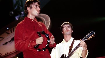 Liam e Noel Gallagher formavam Oasis (Foto: Simon Ritter/Redferns)