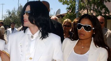 Michael Jackson e Janet Jackson em 2005 (Foto:  Ed Souza-Pool/Getty Images)