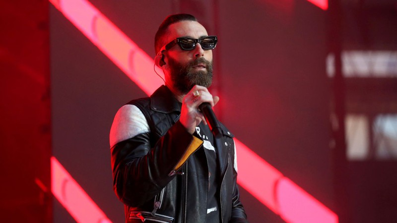 Adam Levine durante o show do Maroon 5 no Festival Capital FM (Foto: Isabel Infantes/AP)