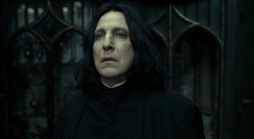 None - Alan Rickman como Severo Snape (foto: reprodução Warner)