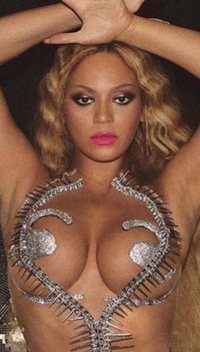 Beyoncé celebra lançamento de Renaissance