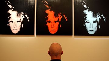 Obras de Andy Warhol são leiloadas pelo sobrinho do artista (Foto: Peter Macdiarmid/Getty Images)