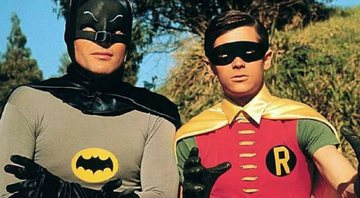 Adam West e Burt Ward em Batman e Robin