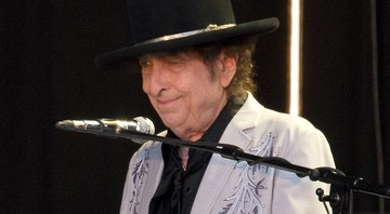 Bob Dylan, em ação no British Summer Festival (Foto: Isabel Infantes/PA Wire / Via AP Images)