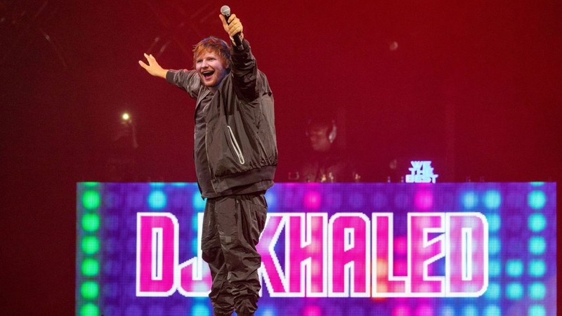 Novo disco de Ed Sheeran traz a técnica pioneira do DJ Khaled: encha-o com o máximo de estrelas que conseguir (Foto: Shutterstock)