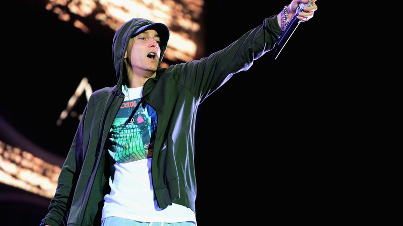 Eminem 'tem mesmo impacto' de bandas de metal, diz presidente do Hall da Fama do Rock