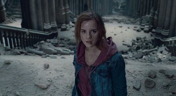 None - Emma Watson em Harry Potter e as Relíquias da Morte (Foto: Reprodução/Warner Bros.)