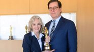 Hayley Mills recebe Oscar de David Rubin, presidente da Academia (Foto: Richard Harbaugh / Reprodução)