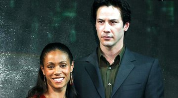 Jada Pinkett Smith e Keanu Reeves em 2004 (Foto: Junko Kimura/Getty Images)