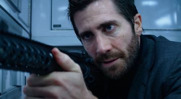 None - Jake Gyllenhaal no trailer de Ambulance (Foto: Reprodução)