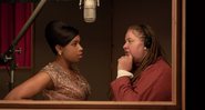 Atriz Jennifer Hudson e diretora Liesl Tommy nos bastidores de Respect: A História de Aretha Franklin