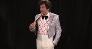 Jimmy Fallon como Harry Styles em esquete (Foto: Reprodução/YouTube)