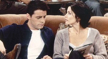 Joey e Monica (Foto: Reprodução/Warner)