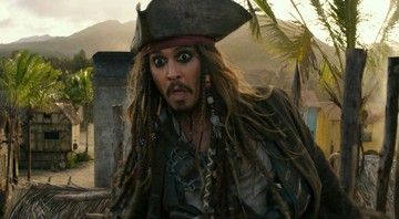 Johnny Depp em Piratas do Caribe (Foto: Reprodução)
