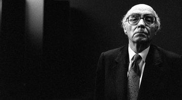 None - José Saramago (Foto: Consuelo Bautista/El País)