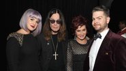 Kelly, Ozzy, Sharon e Jack Osbourne (Foto: Kevin Mazur / WireImage)