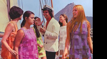 Roberto Carlos no pôster de divulgação do filme <i>Roberto Carlos em Ritmo de Aventura</i>, de 1968 - Reprodução