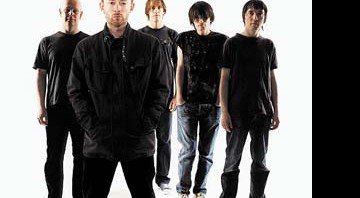 Phil Selway (o primeiro à esquerda) e o Radiohead: eles querem o Brasil