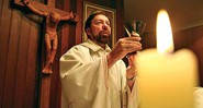 Padre Lauro Trevisan, de batina - por anos, ele foi proibido de celebrar missa fora de Santa Maria.