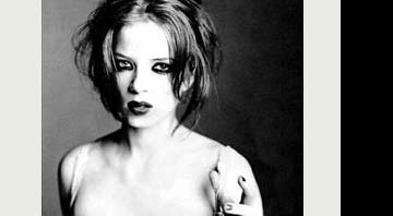 Shirley Manson deve ficar um tempo longe do Garbage para engatar carreira de atriz; banda lançou coletânea recentemente - Reprodução