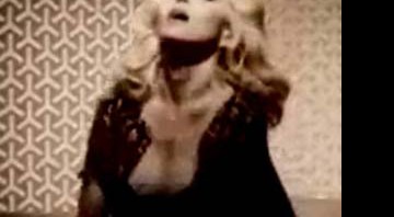 Madonna aproveitou ensaio de moda para gravar o vídeo de "Give It 2 Me" - Reprodução