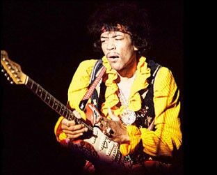 Jimi Hendrix, morto em 1970 aos 27 anos, é um dos destaques da exposição fotográfica Forever 27 - Reprodução