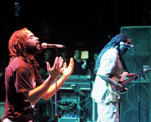 Show do Bad Brains, uma das atrações internacionais do festival pernambucano Abril Pro Rock em 2008, um dos mais tradicionais eventos afiliados à Abrafin